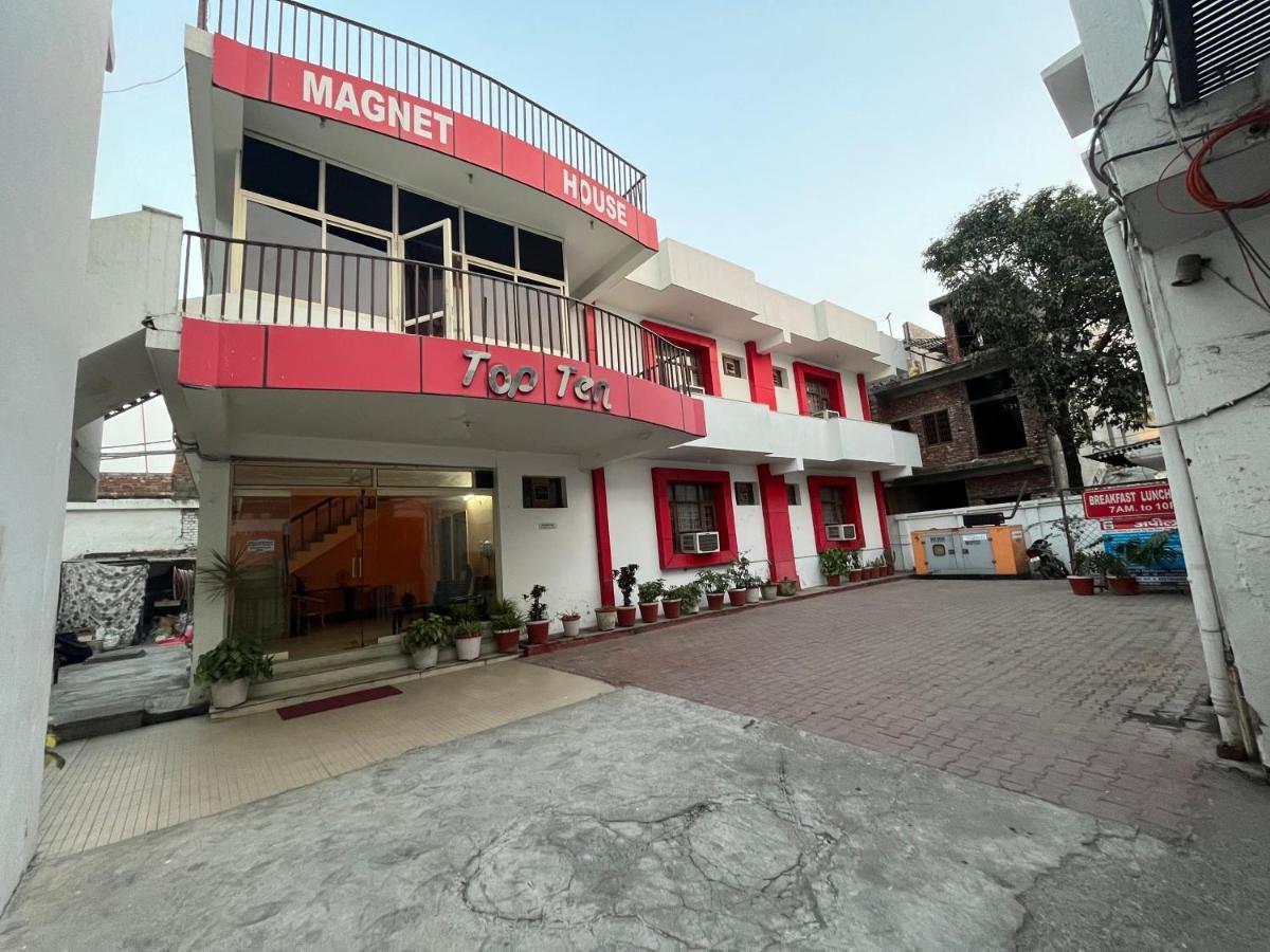 Hotel Magnet House Dehradun Extérieur photo